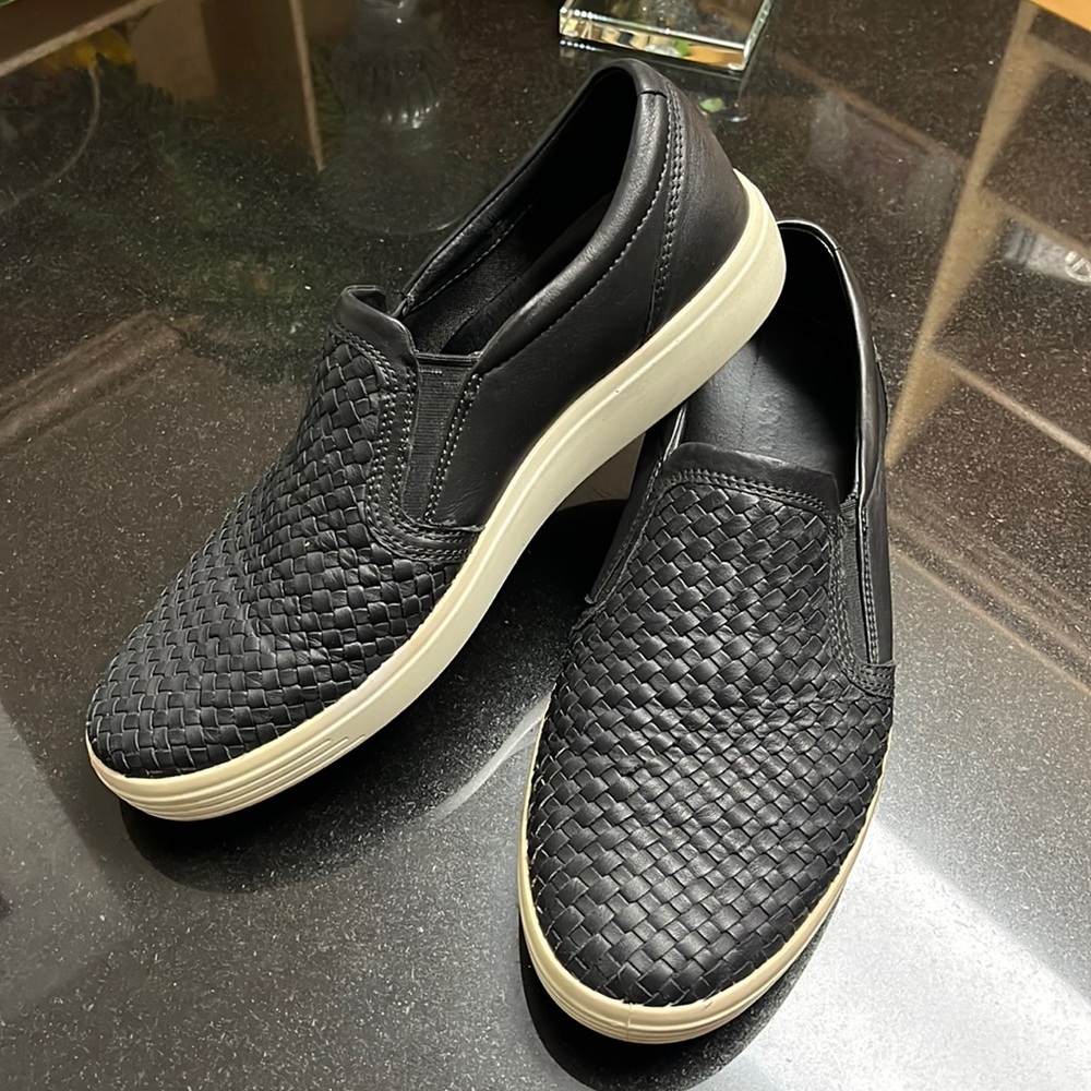 Ecco slip ons- 11
